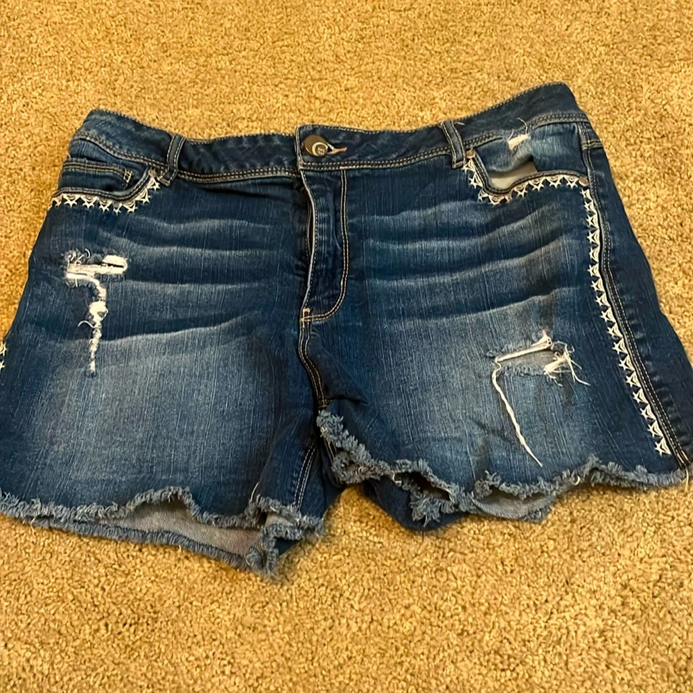 Women’s jean shorts